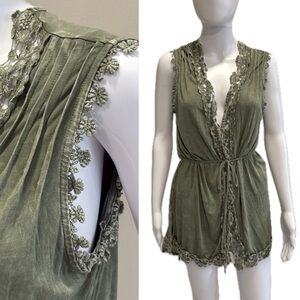 Altar'd State Crochet Lace Trim Tunic Vest Size Small Olive Sun Faded Duster Top
